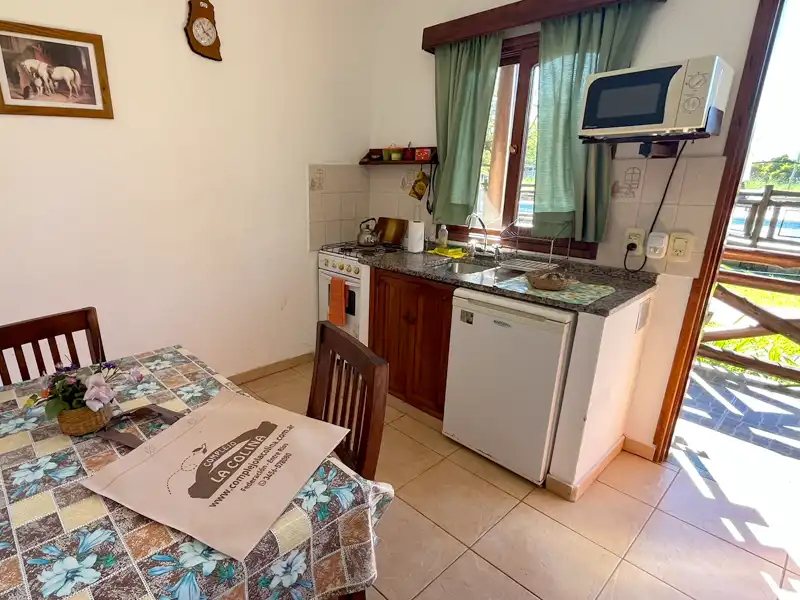 Cocina y sala de estar - Cabaña para 2 personas